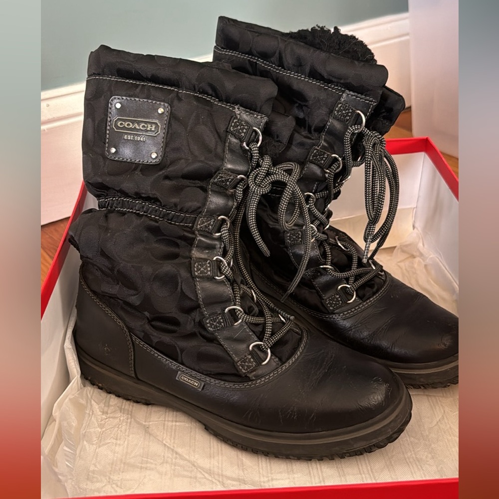 Coach Shaine women’s boots size 7.5.